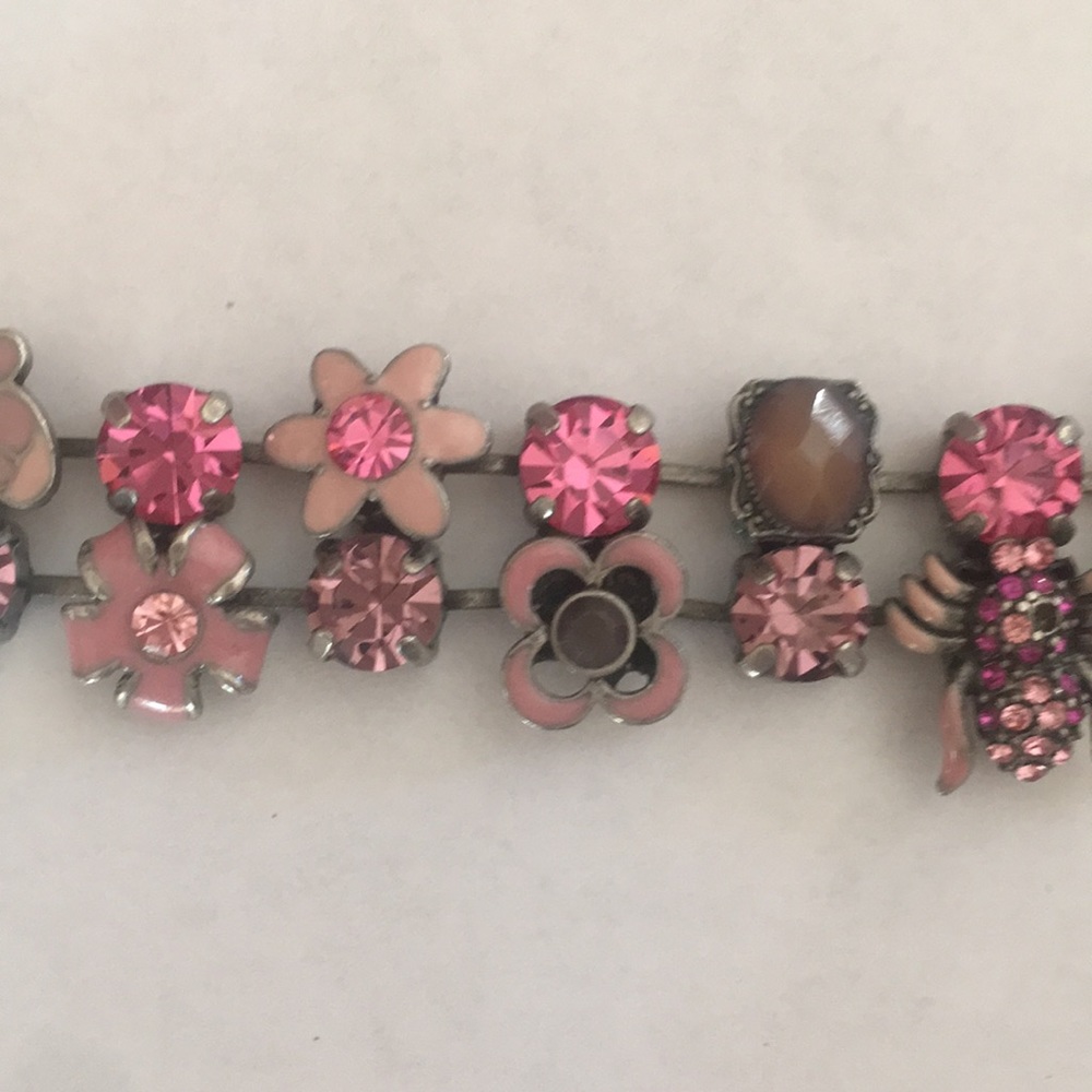 Pink bumble bee flower bracelet